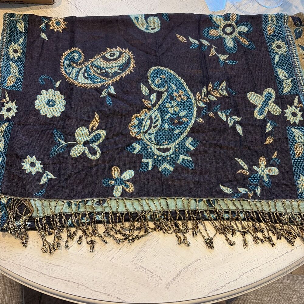 Collection Eighteen Floral Paisley Pashmina Shawl Scarf Purple Blue 28x80” Wrap